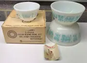 PYREX AMISH BUTTERPRINT MIXING BOWLS WHITE TURQUOISE 300-OTBP BRAND NEW IN BOX