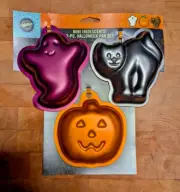 WILTON Mini Iridescents HALLOWEEN Pan Set GHOST BLACK CAT JACK O LANTERN 2003