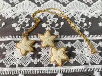 在飛比找Yahoo!奇摩拍賣優惠-vintage  avon 雅芳 珍珠星星耳釘項鏈套裝