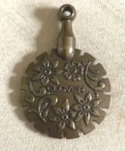 New Vintage CLOVER PENDANT THREAD CUTTER (Japan)