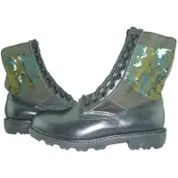 在飛比找蝦皮購物優惠-國軍數位迷彩戰鬥靴｢附拉鍊盤｣ 野戰鞋 軍威牌 生存遊戲 工