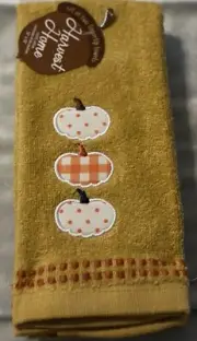 2 HARVEST HOME Fingertip Towels Cotton 12”x 18” Embroidered PUMPKINS New