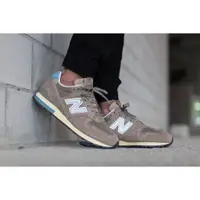 在飛比找蝦皮購物優惠-INVINCIBLE x New Balance 996 M