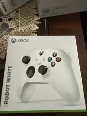 Microsoft Xbox 1914 Wireless Bluetooth Controller In Robot White QAS-00007