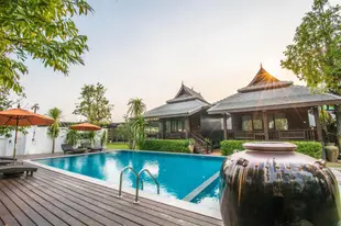 Chiangmai Yunhe Cozy Resort (清迈云和怡养度假村)
