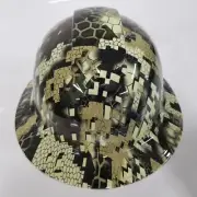 full brim VENTED hard hat custom hydro dipped IN DESOLVE WING CAMO DESERT