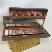Urban Decay NAKED HEAT Eyeshadow Palette 100% AUTHENTIC