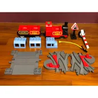 在飛比找蝦皮購物優惠-正版LEGO 得寶 火車+軌道兩組合售 Duplo大顆粒積木