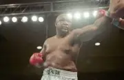 George Foreman Lands The Punch Against Lou Savarese 3 Old Boxing Photo