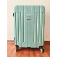 在飛比找蝦皮購物優惠-〈台中面交〉 Cool One 28吋行李箱 水藍色 Tif