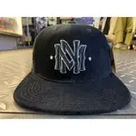 黑人王 MITCHELL & NESS 大LOGO 棒球帽 復古 棒球帽 鴨舌帽 燈心絨 黑 可調節 $1280