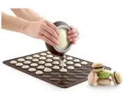 ‍ Lekue Macaron Kit with Decomax Pen and Baking Sheet ‍