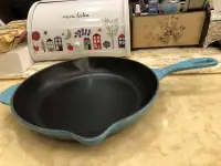 在飛比找Yahoo!奇摩拍賣優惠-法國進口 LE CREUSET 琺瑯鑄鐵  26cm平底鍋 