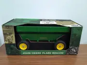 1/8 Scale Models John Deere Flare Box Wagon