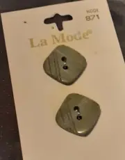 #92 LA MODE 3/4" LIGHT GREEN DECORATIVE BUTTONS