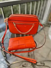 Michael Kors Jet Set Large Leather Zip Chain Xbody Bag+Flat Phone Wallet (Poppy)