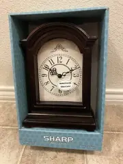 Sharp Wall Mantel Clock Antique Grandfather Vintage Style country Glass AA
