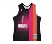 Miami Heat Chris Bosh #1 Mitchell & Ness Men's Splatter NBA Swingman Jersey XL
