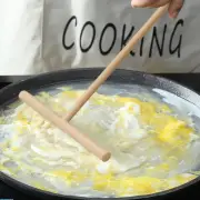 Pancake Flipping Spatula Durable Non-stick Set with Wooden Crepe