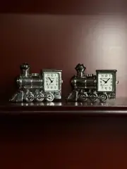 Vintage Train Clock miniature metal Silver colored figure Les Temps