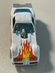 Hot Wheels Pontiac Fireball Firebird Funny Car 1977 White Blackwall