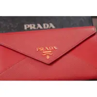 在飛比找蝦皮購物優惠-「公司貨」義大利 PRADA 女生長夾 公司貨