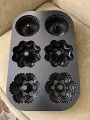 Nordic Ware Multi-Mini Bundt Heavy Aluminum Baking Cake Pan 6 Section