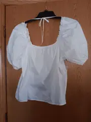 Women's Size Large, Nine West White Peasant Blouse