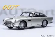 AUTO art 70296 1 18 Aston Martin DB5 007 Goldfinger Bond Car