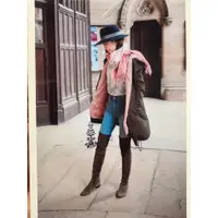 在飛比找蝦皮購物優惠-轉賣 我的巴黎小衣櫥 粉色毛毛軍外套 + 彩色格子圍巾 + 