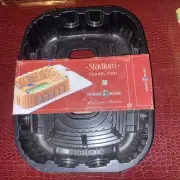 Nordic Ware 9 Cup Football Sports stadium bundt pan cake rectangle sports New