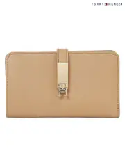 Tommy Hilfiger Natural Heritage Medium Wallet (F54852) | $138