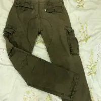 在飛比找蝦皮購物優惠-Levi’s 軍綠工作褲  W28L32