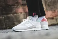 在飛比找Yahoo!奇摩拍賣優惠-南 現貨 New Balance 574 淺灰 麂皮 陰陽 