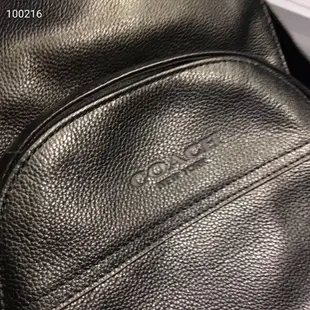（Outlet特惠）COACH 49312 新款男士全素色荔枝紋牛皮胸包 肩背包 背面透氣設計 附代購憑證