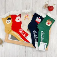 在飛比找蝦皮商城優惠-韓國女襪 聖誕襪 雪花邊 女襪 中筒襪 長襪 休閒襪 聖誕老
