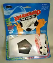 VINTAGE 1990 MEL APPEL KNUCKLEHEAD 'BAD' BOUNCERS SOCCER BALL TRICK BALL