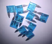 15 amp BLUE MINI BLADE FUSES 11mm LONG SMALL SPADE FUSES PACKET OF 5 15amp 415