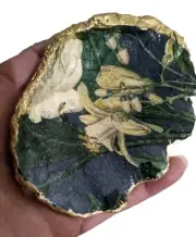 Decoupaged Clam Shell