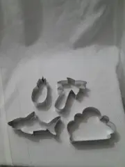 Tropical Cookie Cutters Metal 4pc Cloud, Shark, Pineapple, Palm Tree