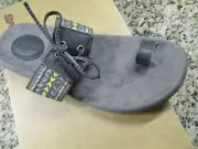 NEW TEVA RAVN TOE LOOP SANDALS WOMENS 6 FLATS FREE SHIP