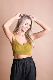 Leto Ribbed Cropped V-Neck Cami Bra Tank Top in Beige NWT
