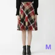 New Blue Label Crest Bridge Flared Skirt Red 38 M 630