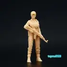 1/43 AK Gun Police Girl Scene Prop Miniature Doll Figure For Cars Vehicles Model