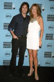 Josh Groban and Celine Dion backstage at the American Music Awards- Old Photo 3
