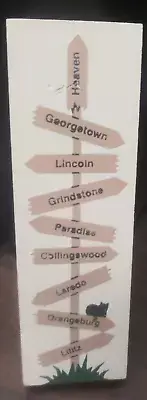 CATS MEOW MULIT DIRECTION SIGNPOST ACCESSORY ( Signed, 1995, Retired) NEW