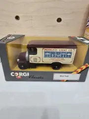 Vintage Corgi Classics Mack Peerless Light Co Truck Toy Diecast
