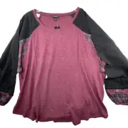 NEW - Torrid 3 Womens Plus Size 3X Burgundy & Black Slouchy Slub Raglan Top