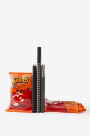 [Typo] Typo - Cheetos Bookends - Lcn che cheetos SOLID LCN CHE CHEETOS