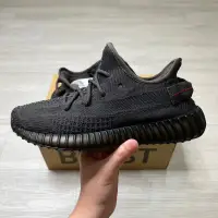 在飛比找蝦皮購物優惠-YEEZY BOOST 350 黑魂